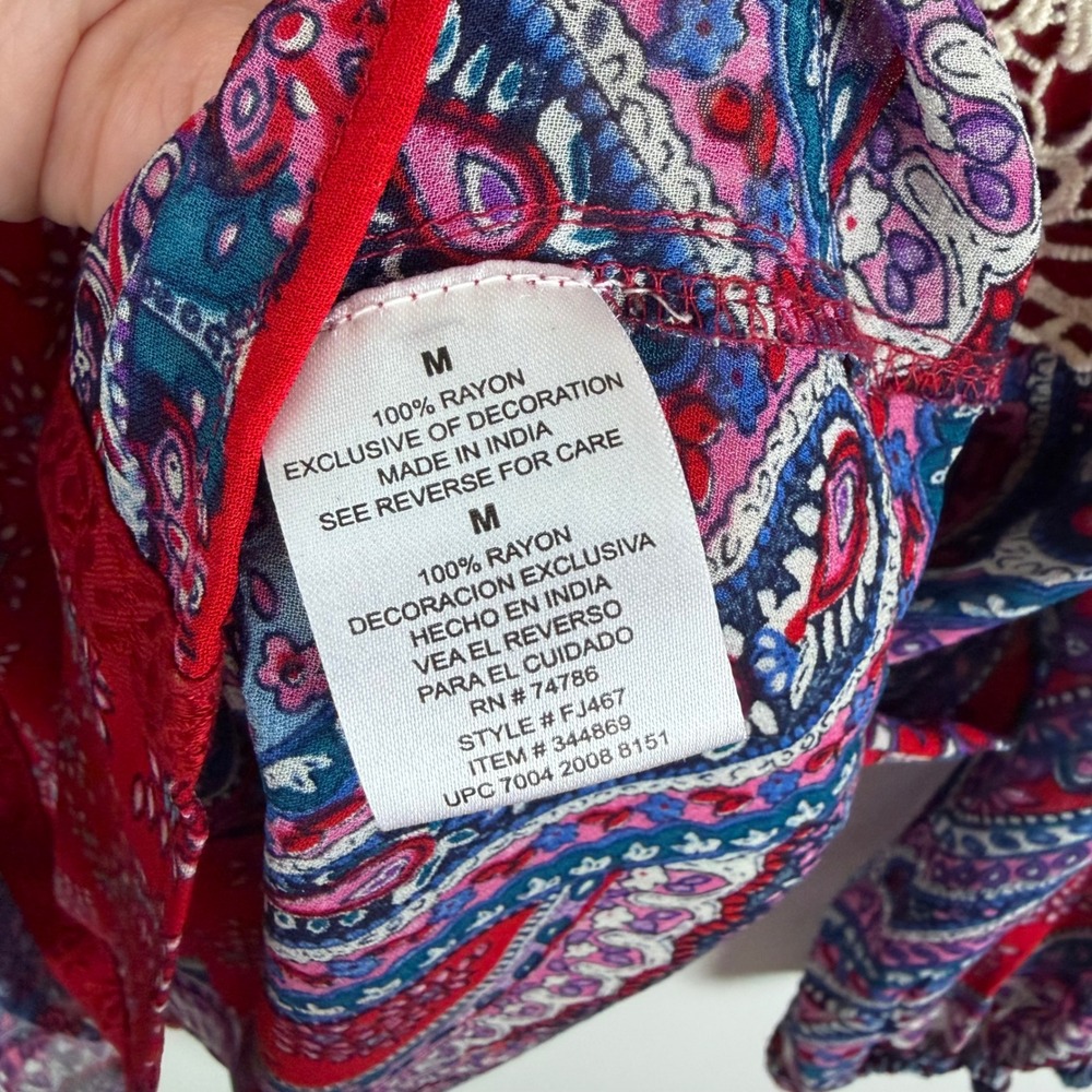 Bila Red Paisley Crochet Trim Blouse Medium Peasant Bandana Lightweight Boho - Picture 7 of 10